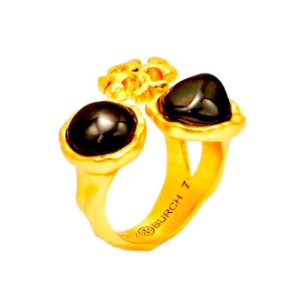 ❌PRIZE DROP ❌NWT TORI BURCH /BLACK ROXANNE LOGO GOLD/BLACK STONE RING. - Picture 3 of 13
